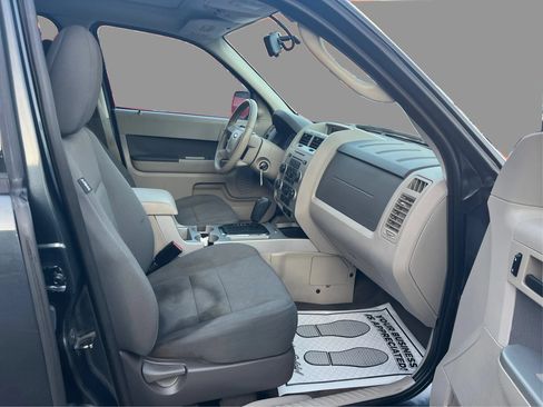 Used 2009 Ford Escape XLT FWD image 25