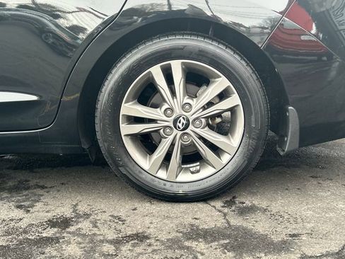 Used 2018 Hyundai Elantra Value Edition image 27