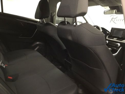 Used 2022 Toyota RAV4 LE image 33
