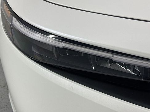 Certified 2025 Honda Accord SE image 11