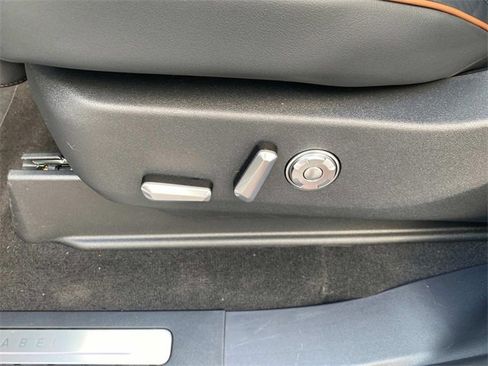 New 2025 Lincoln Navigator Black Label image 15