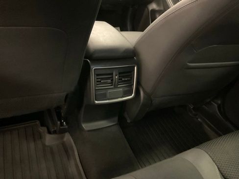 Used 2020 Subaru Forester Premium AWD/4WD image 25