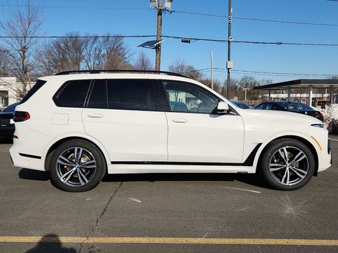 Certified 2024 BMW X7 xDrive40i w/ M Sport Package image 7