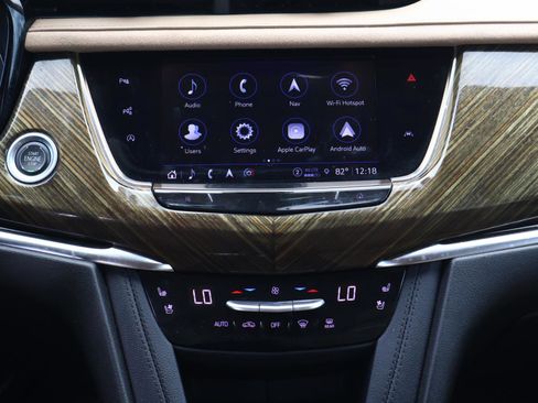 Used 2022 Cadillac XT6 Premium Luxury w/ Platinum Package image 16