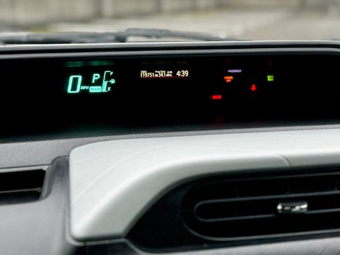 Used 2012 Toyota Prius C Two image 10