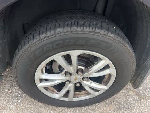 Used 2017 Chevrolet Equinox LT w/ Convenience Package image 7