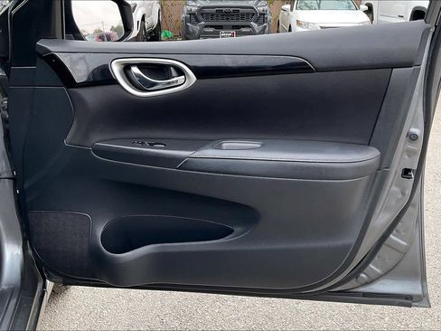 Used 2019 Nissan Sentra SV image 21