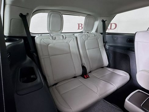New 2026 Lincoln Aviator Reserve w/ Luxury Package image 29