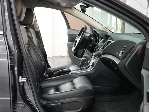 Used 2016 Chevrolet Cruze LT FWD image 34