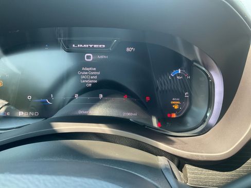 Used 2024 RAM 3500 Limited image 21