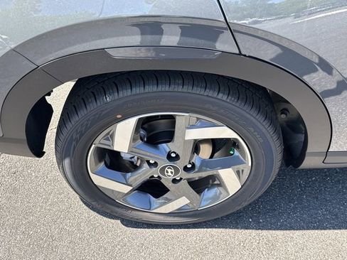 New 2026 Hyundai Venue SEL FWD image 17
