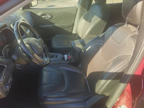 Used 2021 Jeep Cherokee Latitude Lux image 10