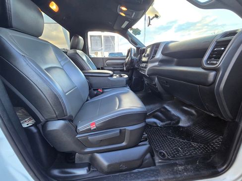 Used 2022 RAM 5500 Tradesman image 10