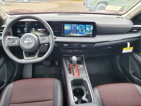 New 2026 Nissan Kicks SR w/ SR Premium Package image 11