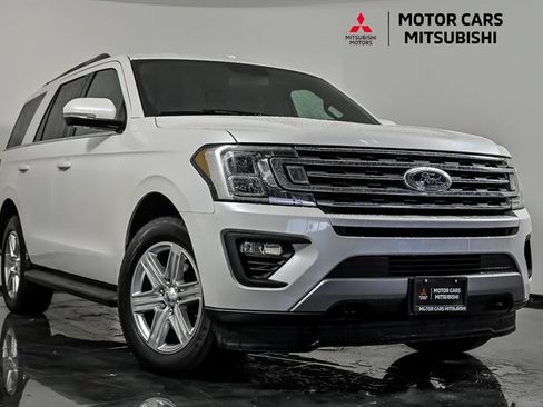 Used 2019 Ford Expedition XLT w/ Equipment Group 201A AWD/4WD image 1
