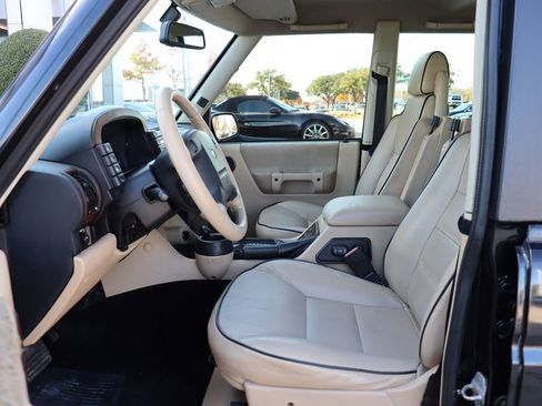 Used 2004 Land Rover Discovery SE image 26