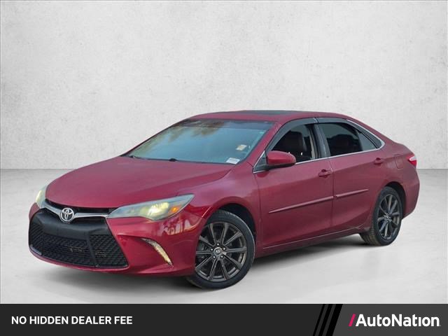 Used 2015 Toyota Camry XSE FWD image 1