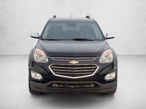 Used 2017 Chevrolet Equinox Premier w/ Enhanced Convenience Package FWD image 2