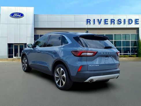 Used 2023 Ford Escape Platinum w/ Premium Technology Package AWD/4WD image 5