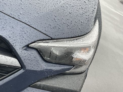 Certified 2025 Subaru Outback image 10