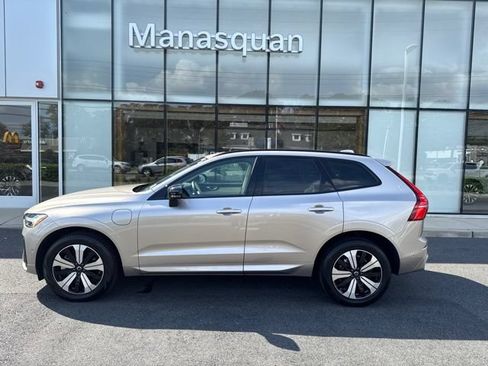 Used 2024 Volvo XC60 T8 Plus w/ Climate Package AWD/4WD image 2