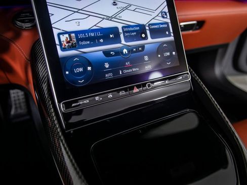 Used 2022 Mercedes-Benz SL 63 AMG 4MATIC image 34