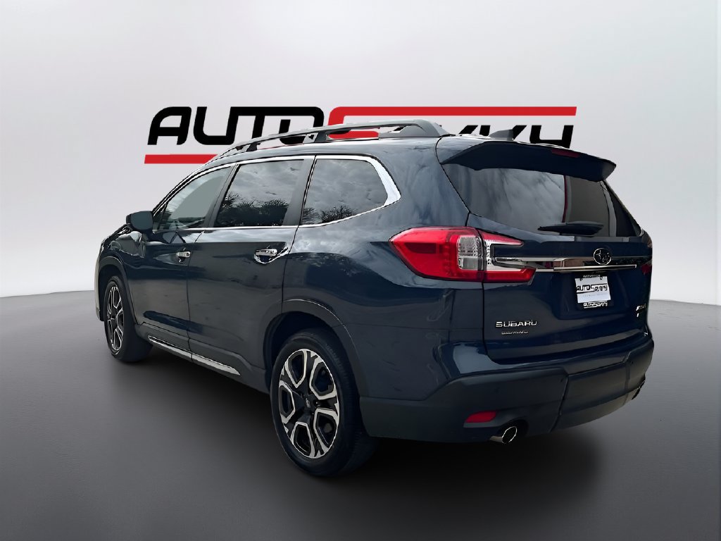 Used 2024 Subaru Ascent Touring AWD/4WD image 5