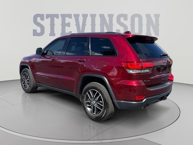 Used 2017 Jeep Grand Cherokee Trailhawk AWD/4WD image 3
