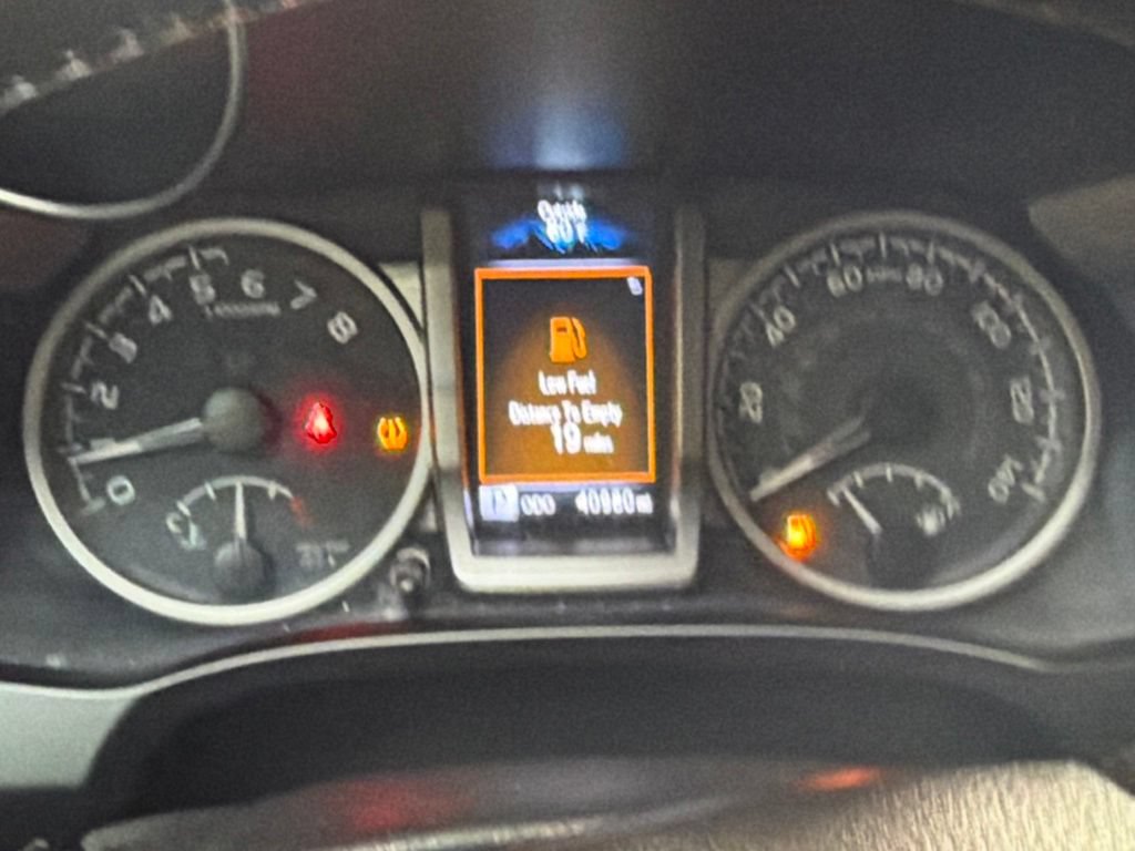Used 2021 Toyota Tacoma SR5 w/ SR5 Appearance Package (SM) RWD image 24