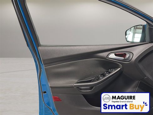 Used 2015 Ford Focus SE w/ Equipment Group 201A image 26