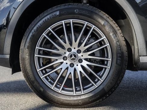 Certified 2024 Mercedes-Benz GLC 300 4MATIC image 17