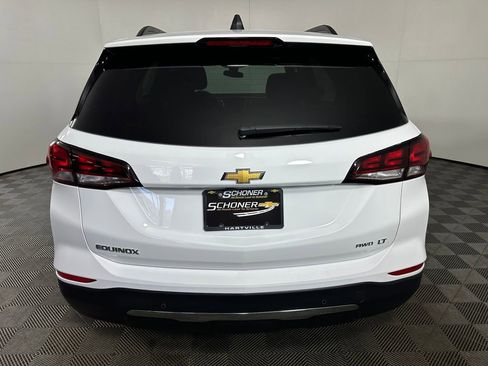Used 2023 Chevrolet Equinox LT AWD/4WD image 4