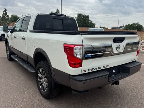 Used 2019 Nissan Titan Platinum Reserve w/ Platinum Utility Package AWD/4WD image 4