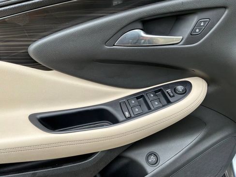 Used 2020 Buick Envision Preferred AWD/4WD image 12
