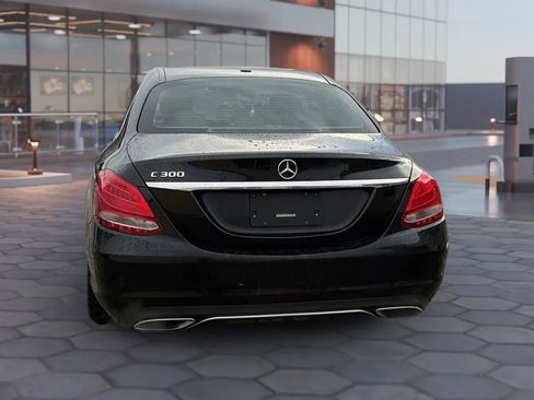 Used 2018 Mercedes-Benz C 300 Sedan w/ Premium Package image 9