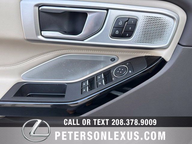 Used 2023 Ford Explorer Platinum w/ Technology Package AWD/4WD image 26