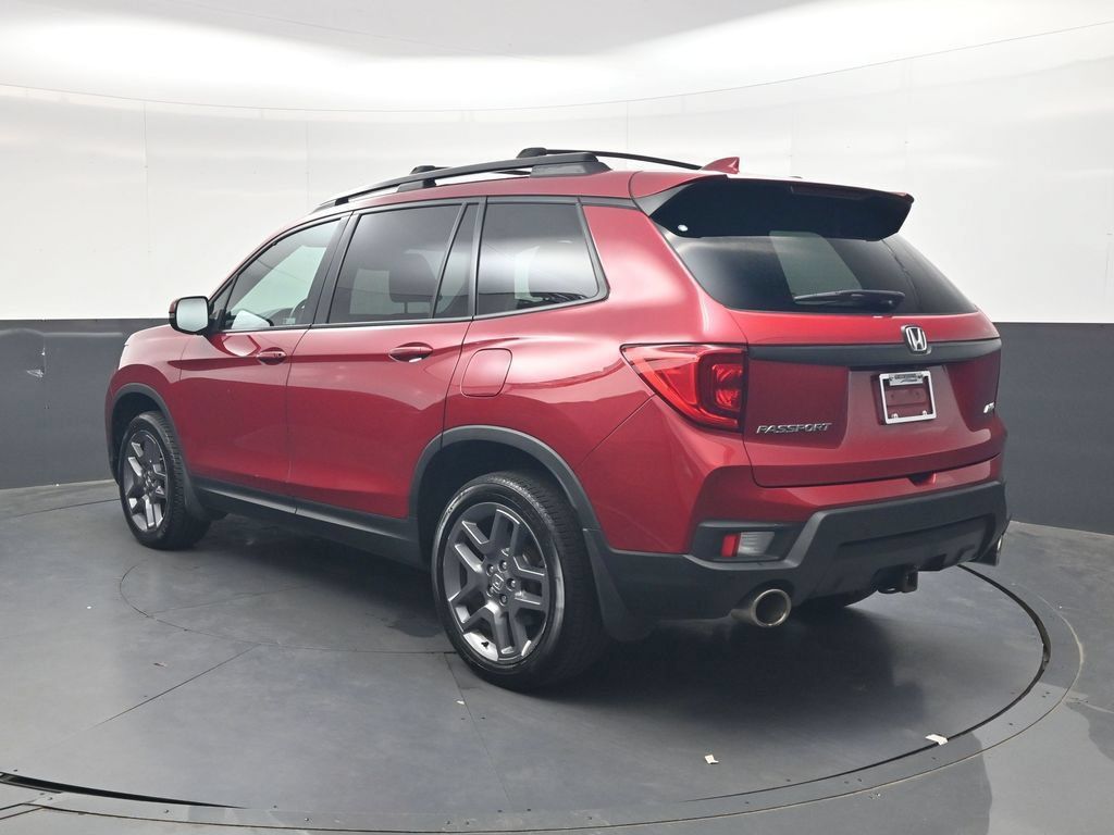 Used 2023 Honda Passport EX-L image 6