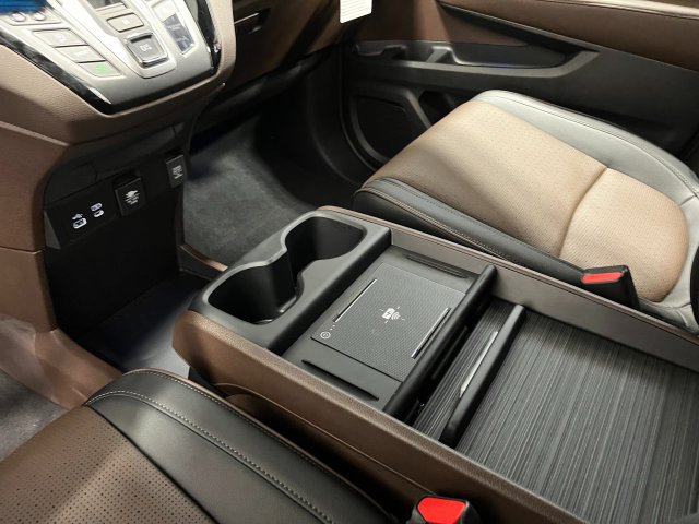 New 2027 Honda Odyssey Elite image 15