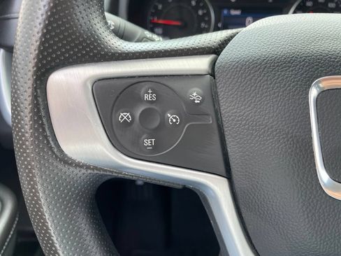 Used 2024 GMC Terrain SLE w/ Elevation Edition FWD image 26