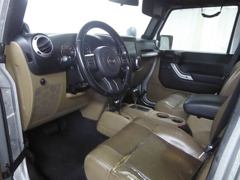 Used 2011 Jeep Wrangler Unlimited Sahara w/ Dual Top Group image 17