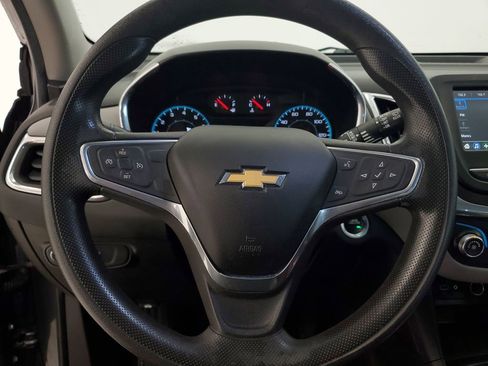 Used 2019 Chevrolet Equinox LS image 13