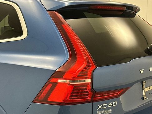 Used 2018 Volvo XC60 T6 R-Design w/ Convenience Package image 22
