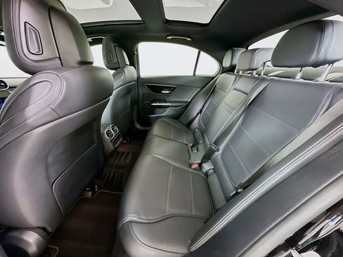 Used 2025 Mercedes-Benz C 300 Sedan image 26