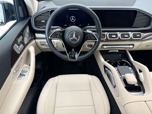 Certified 2026 Mercedes-Benz GLE 450 4MATIC image 10