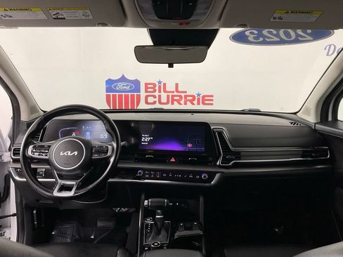 Used 2023 Kia Sportage EX FWD image 17