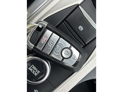 Used 2023 Ford Explorer XLT w/ Equipment Group 202A AWD/4WD image 39