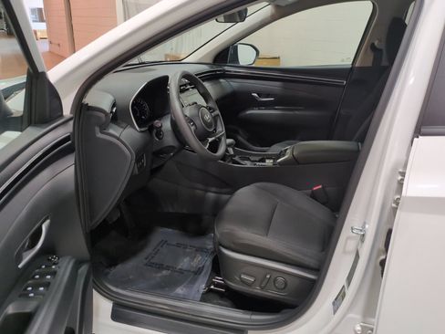 Certified 2024 Hyundai Tucson SEL AWD/4WD image 16