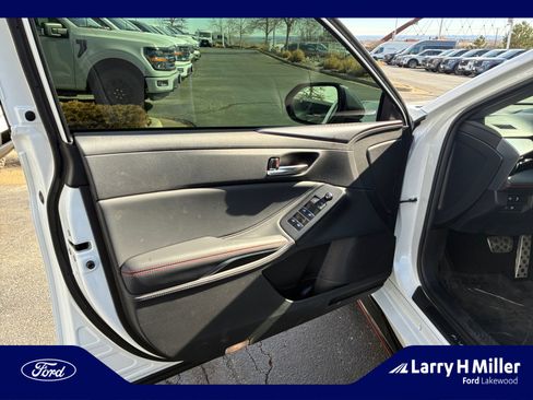 Used 2020 Toyota Avalon TRD image 13