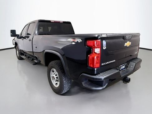 Used 2022 Chevrolet Silverado 2500 Custom w/ Custom Value Package AWD/4WD image 5