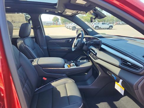 New 2026 Buick Enclave Avenir w/ Super Cruise Package image 6